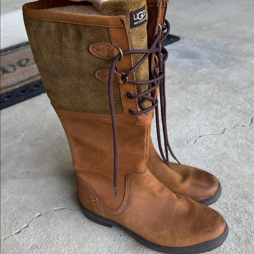 Ugg womens 8 brown chestnut Elsa Sherpa lined waterproof boots EUC